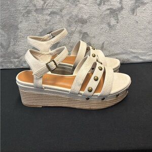 Maurices Cream Platform Studded Ankle-Strap Sandals Size 9